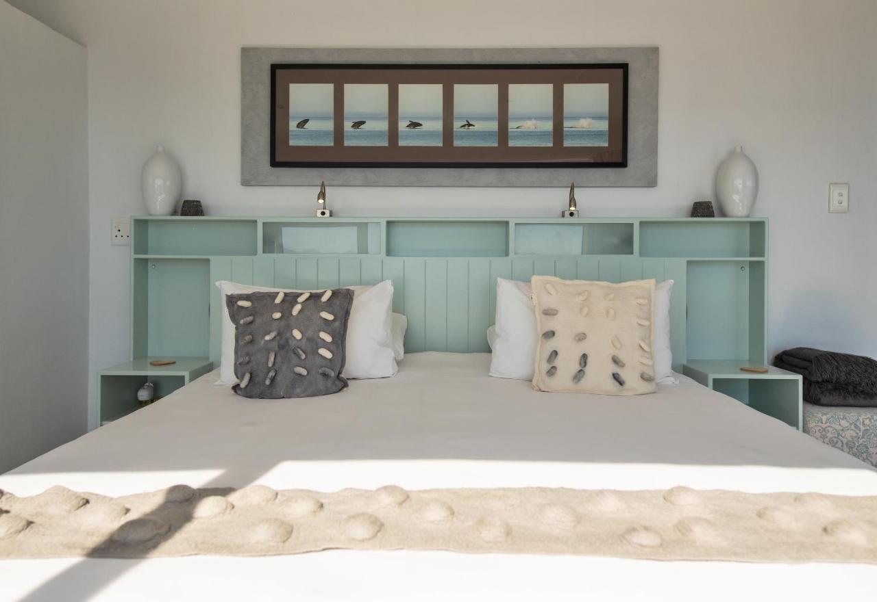 Whalesong Lodge Gansbaai Exterior photo