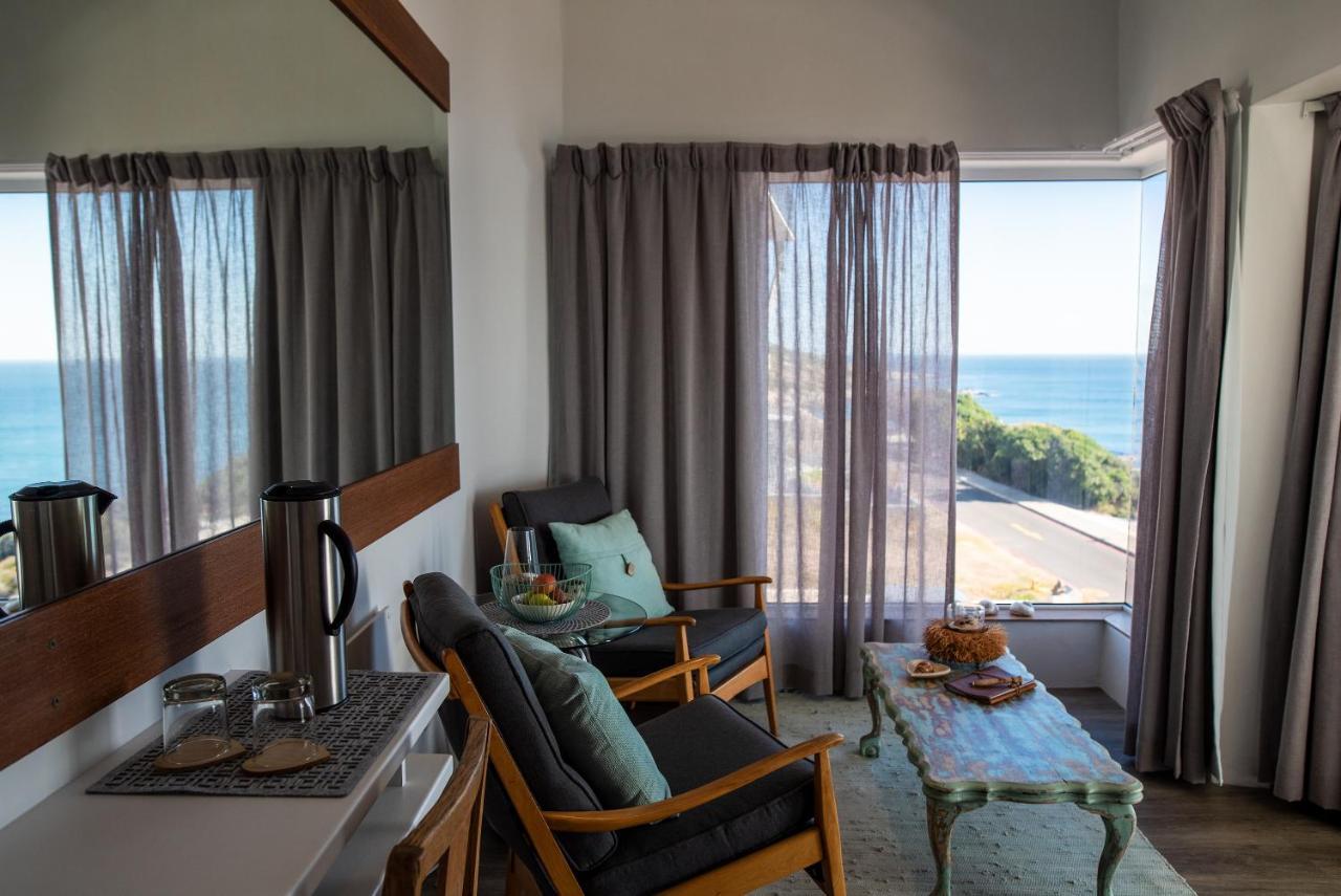 Whalesong Lodge Gansbaai Exterior photo