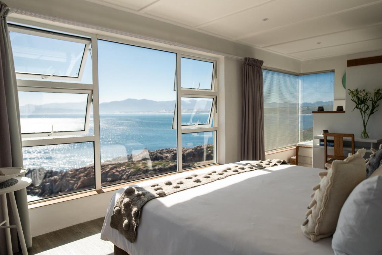 Whalesong Lodge Gansbaai Exterior photo